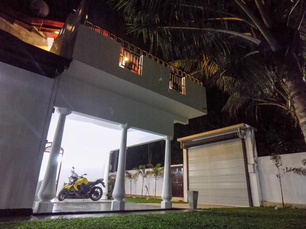 Prosperity Villa Negombo Exterior foto